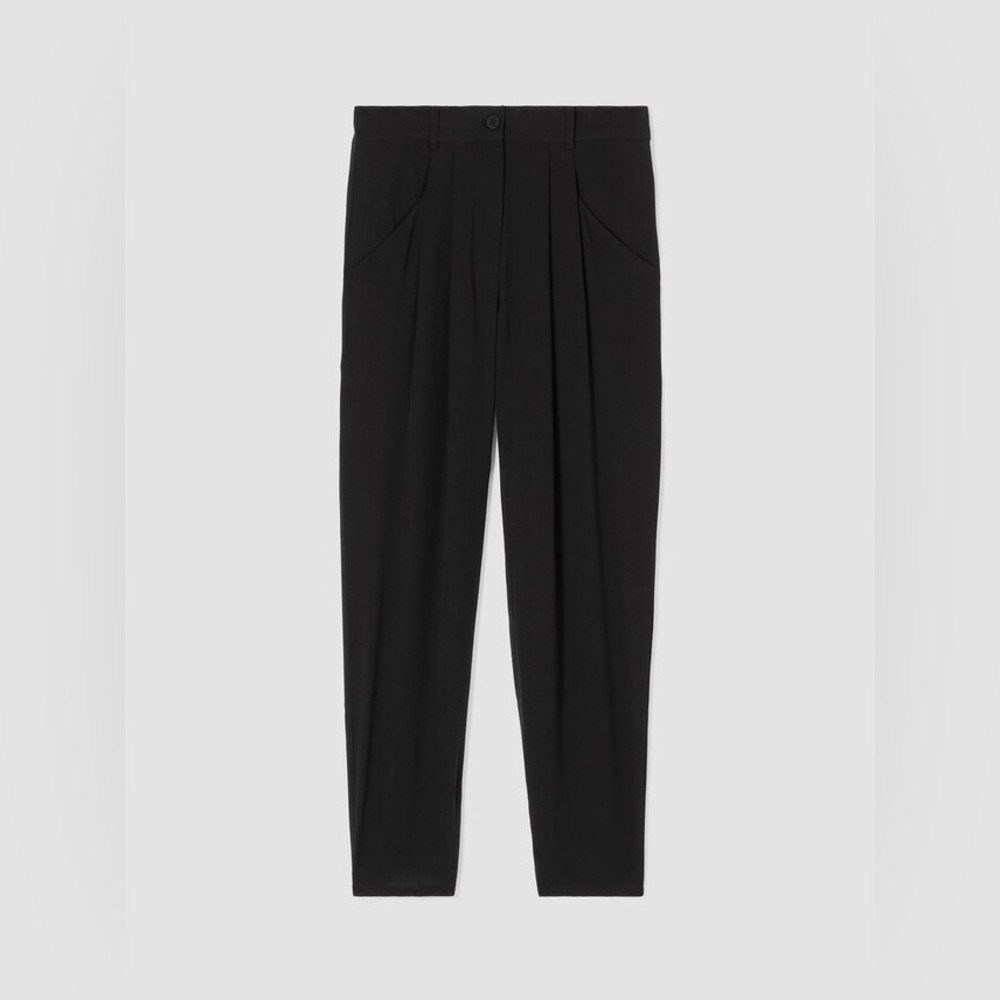 Silk Georgette Crepe Carrot Pant

Easy Fit, Ankle Length NWOT
